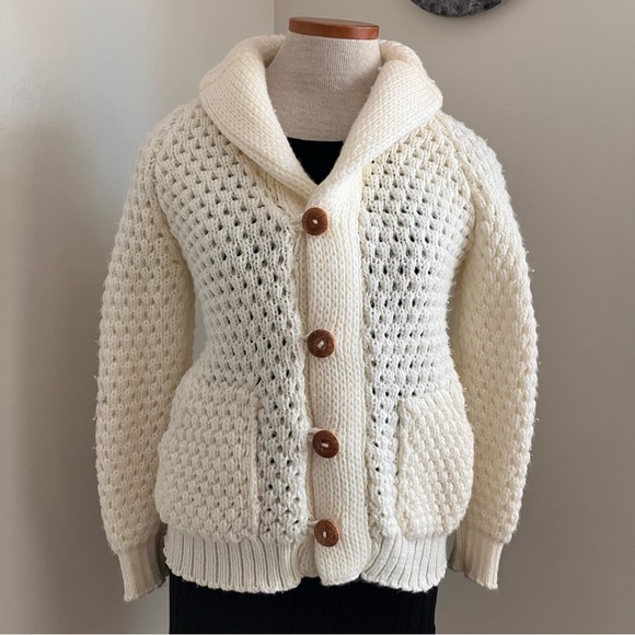 Vintage Chunky Knit Cozy Cardigan - Picture 2 of 4